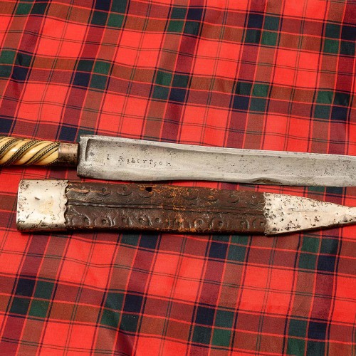 Museum Knife with case